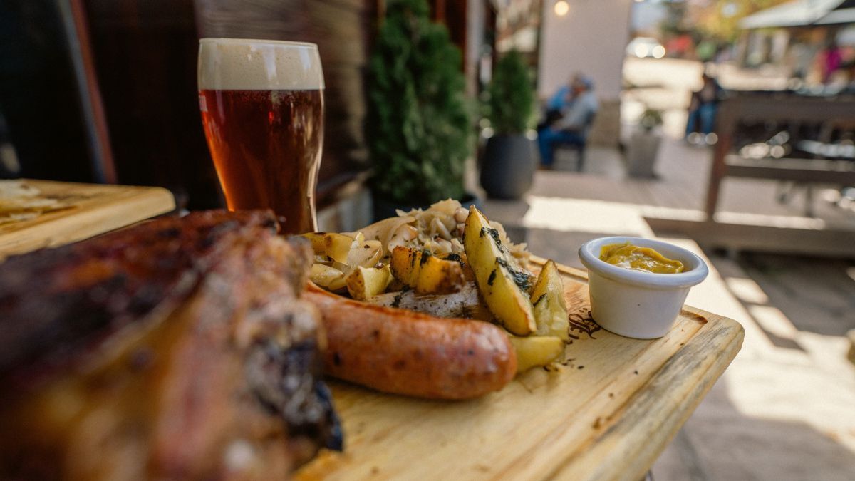 La oferta gastronómica de La Cumbrecita mantiene las recetas originales de los colonos centroeuropeos que llegaron a la localidad. La oferta gastronómica de La Cumbrecita mantiene las recetas originales de los colonos centroeuropeos que llegaron a la localidad.