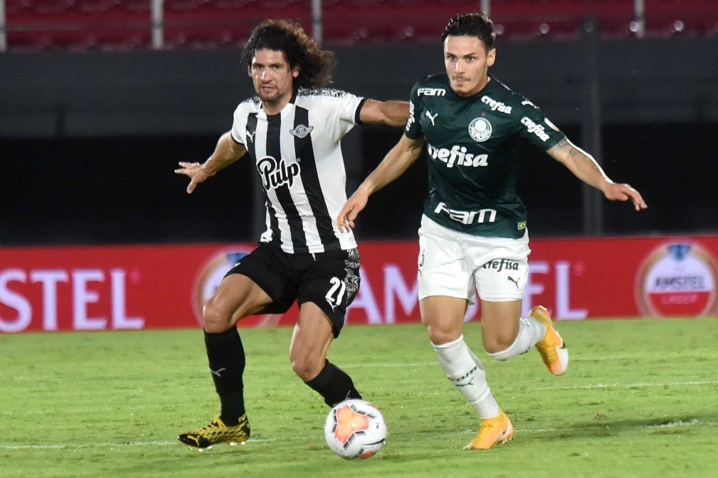 Palmeiras y Libertad definen quién pasa a semifinales de Copa Libertadores tras el empate 1-1 en la ida