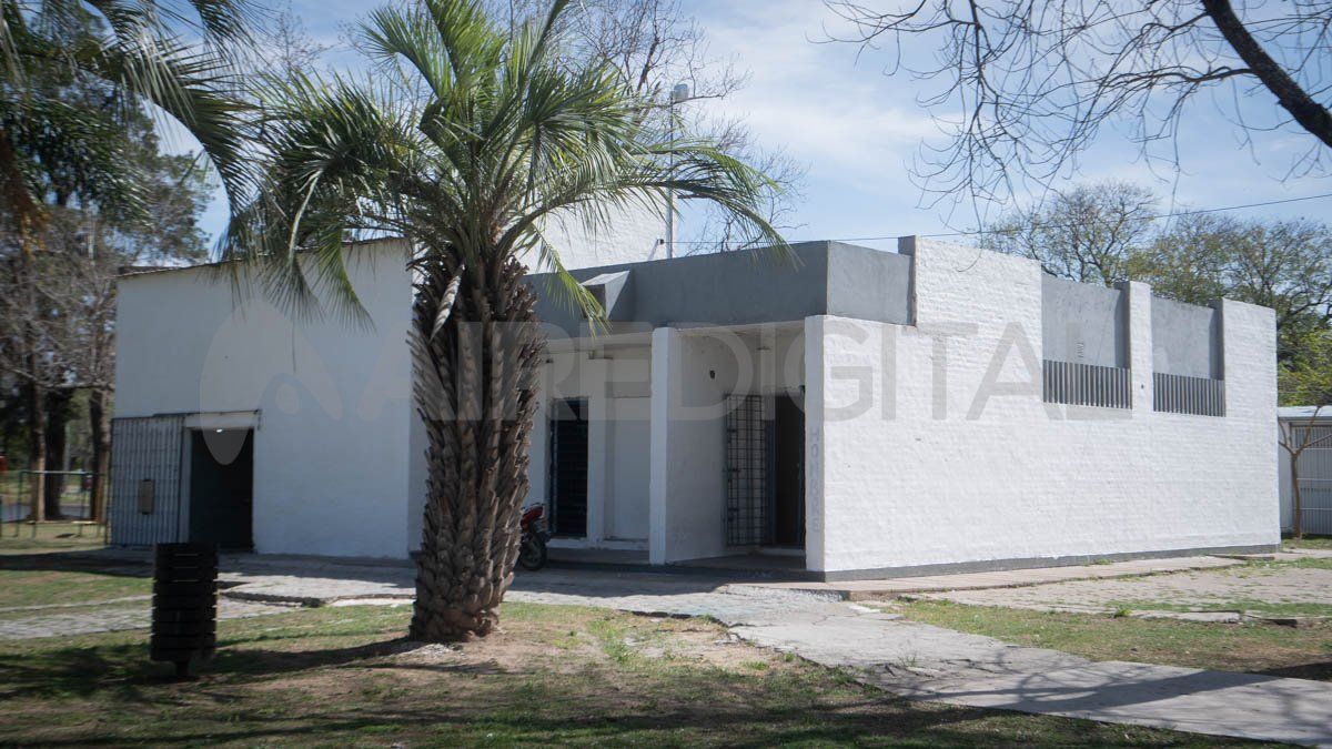 En el Parque Garay se trabaja en la restauración de baños, la recuperación de los piletones y mejoras en el paisajismo. En el Parque Garay se trabaja en la restauración de baños, la recuperación de los piletones y mejoras en el paisajismo.