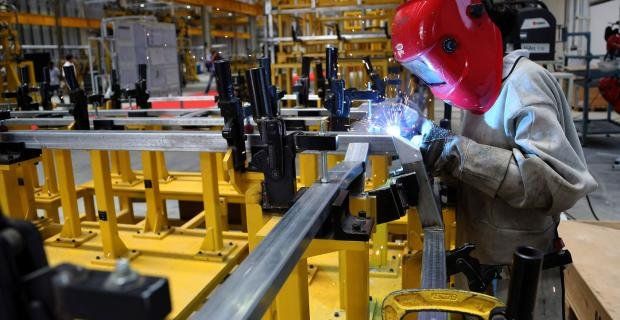 La actividad industrial se desplomó un 5,7% en julio