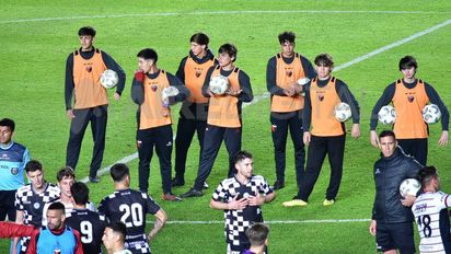 El aporte clave de los alcanzapelotas de Colón en la victoria contra Gimnasia