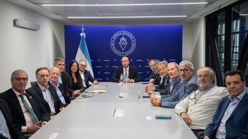 Avanza el procesode licitacion de la Hidrovía. Se evaluaron las ofertas de la etapa 1.