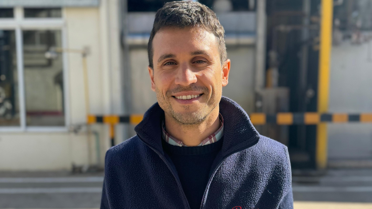 Jeremías Picech forma parte de un equipo de cinco personas que supervisa a 530 colaboradores. Jeremías Picech forma parte de un equipo de cinco personas que supervisa a 530 colaboradores.