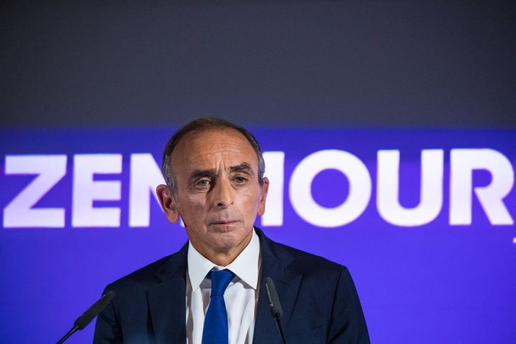 Zemmour comunicó que llamará a un referéndum para saber la opinión de los franceses en el tema.