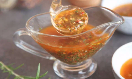 Cómo preparar salsa chimichurri, la más argentina de todas Cómo preparar salsa chimichurri, la más argentina de todas