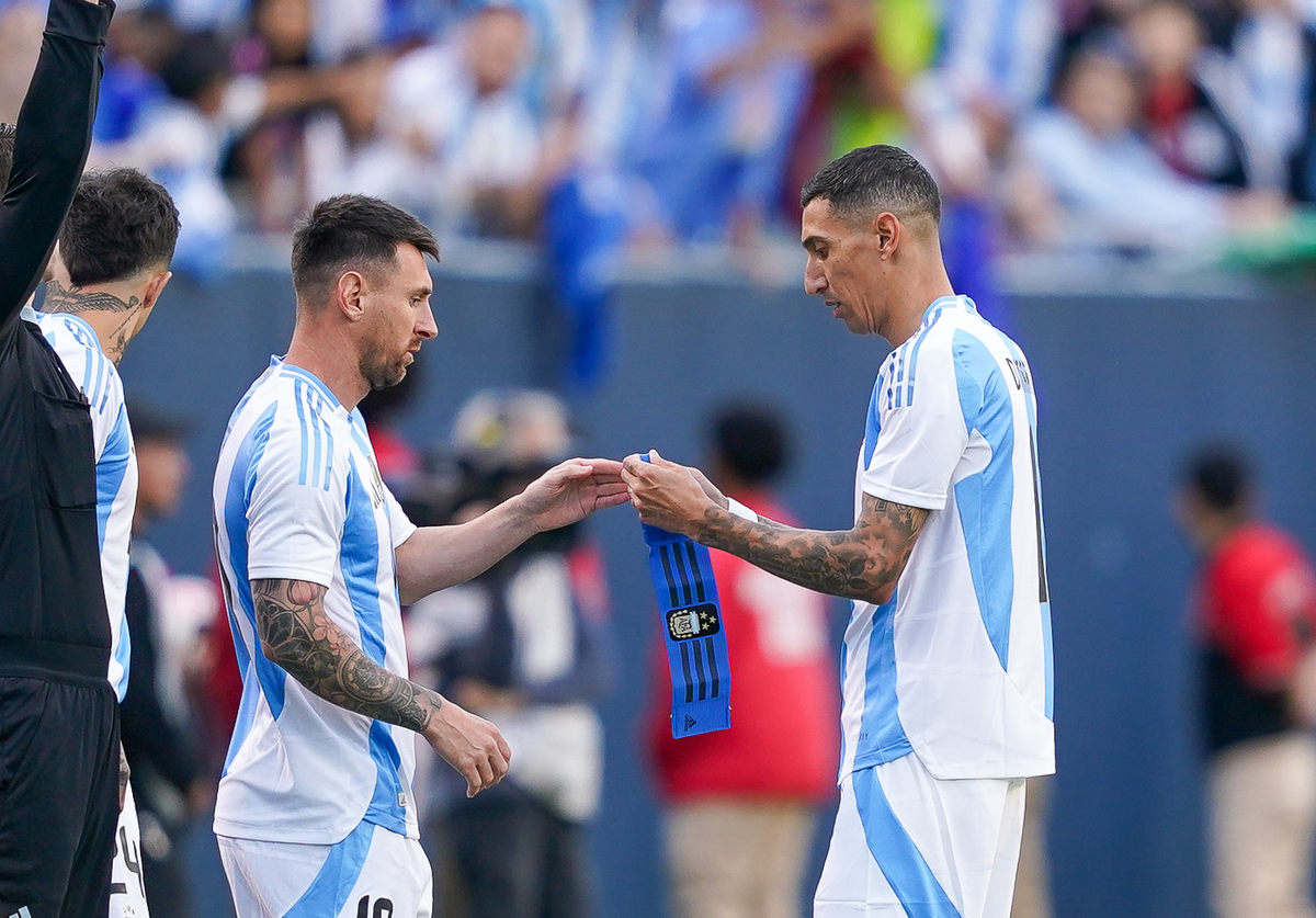 Ángel Di Maria, el candidato para reemplazar a Lionel Messi ante Perú. Ángel Di Maria, el candidato para reemplazar a Lionel Messi ante Perú.