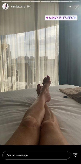 Yanina Latorre relajada en Miami. 