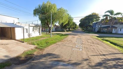 Motochorros asaltaron a una mujer en Santa Fe que iba en moto con su sobrina de 9 años