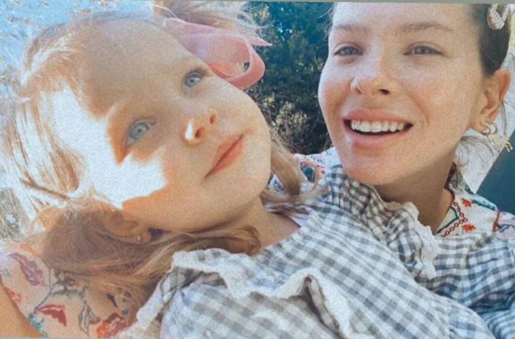 Magnolia Vicuña está cada día más parecida a su mamá.