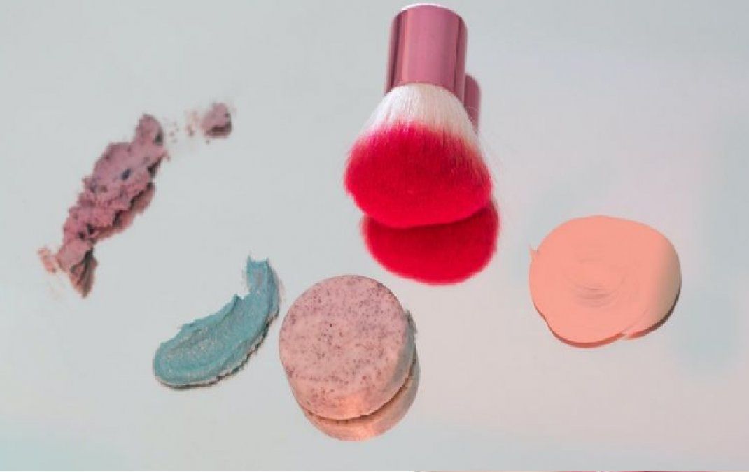 5 errores de maquillaje que te envejecen y acentúan las arrugas