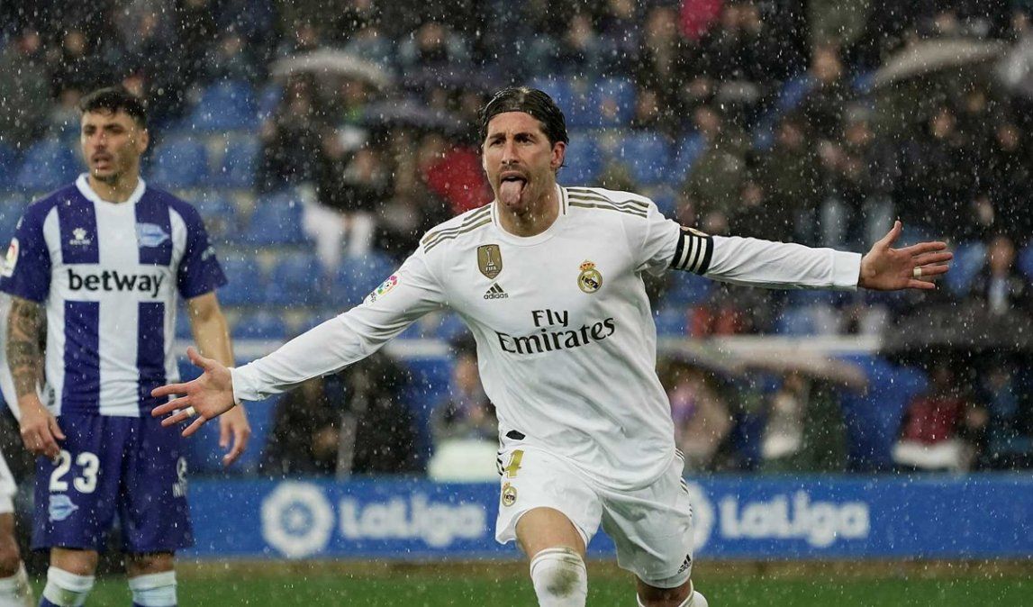 Real Madrid derrotó al Alavés y es líder absoluto
