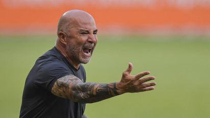 Jorge Sampaoli critica el Mundial Qatar 2022 y abre la posibilidad de liberar antes a los convocados