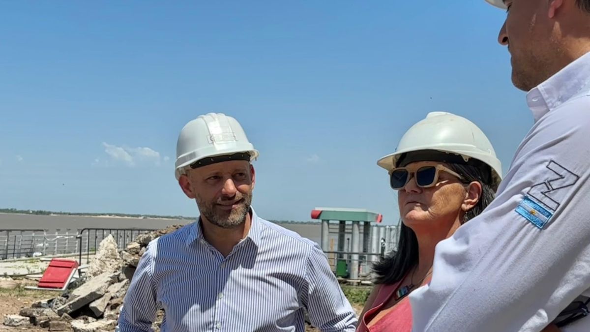 El ministro de Desarrollo Productivo de Santa Fe, Gustavo Puccini, destacó que el crecimiento se dio en toneladas, contenedores y operaciones. El ministro de Desarrollo Productivo de Santa Fe, Gustavo Puccini, destacó que el crecimiento se dio en toneladas, contenedores y operaciones.