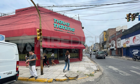 Dos locales de la misma empresa fueron robados durante las últimas horas Dos locales de la misma empresa fueron robados durante las últimas horas