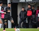 con gol de ignacio lago, colon le gana a estudiantes de caseros y es unico puntero con gol de ignacio lago, colon le gana a estudiantes de caseros y es unico puntero