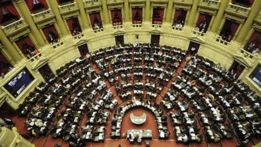 El Senado dio el visto bueno a esta iniciativa con el respaldo de libertarios y dialoguistas, y el rechazo del peronismo. El Senado dio el visto bueno a esta iniciativa con el respaldo de libertarios y dialoguistas, y el rechazo del peronismo.