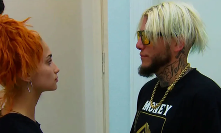 Alex Caniggia le hizo una romántica propuesta a Melody Luz en El Hotel de los Famosos. Alex Caniggia le hizo una romántica propuesta a Melody Luz en El Hotel de los Famosos.