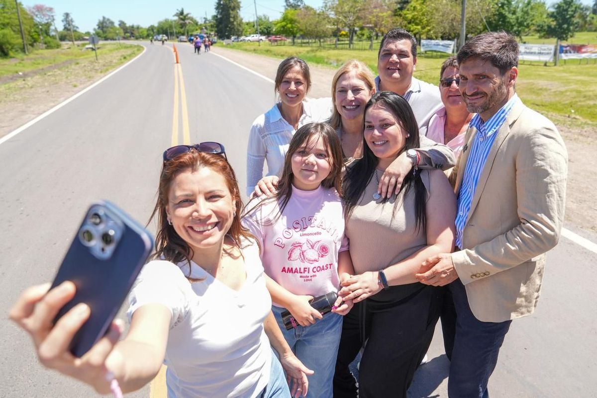 Recorrida por la pavimentación de la Ruta Provincial Nº 32.