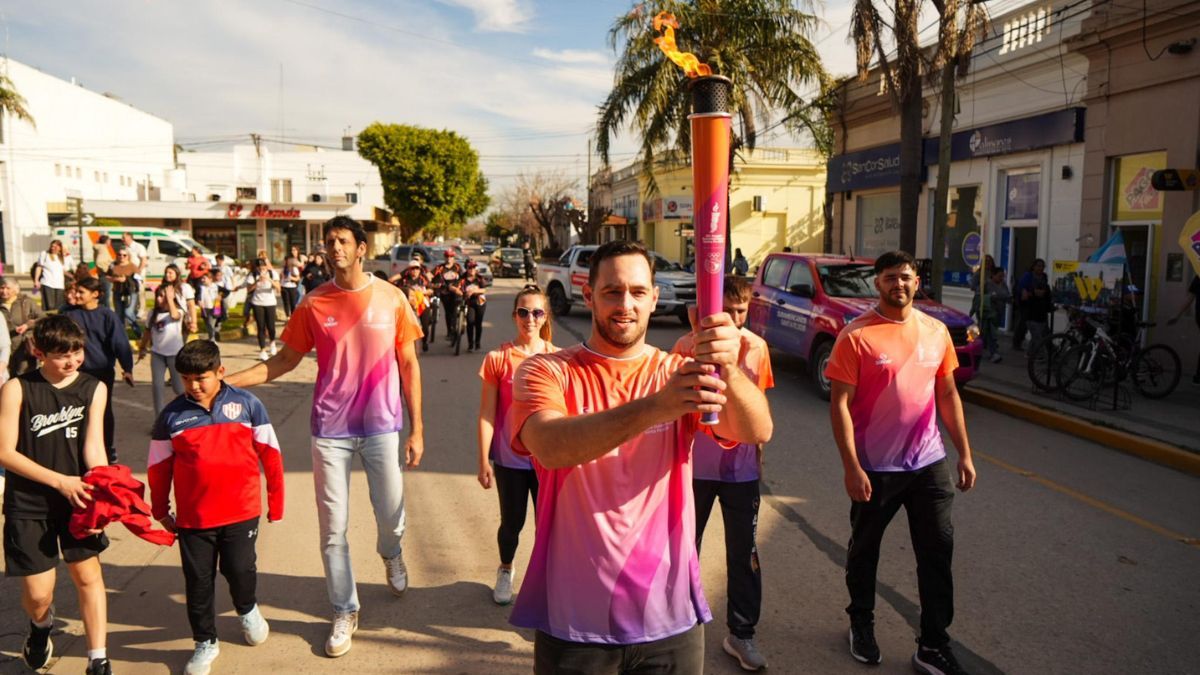 La antorcha Sudamericana recorrió Crespo y San Justo. La antorcha Sudamericana recorrió Crespo y San Justo.
