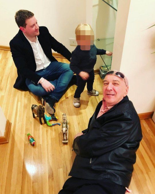 Jonatan, Mauro y su nieto.