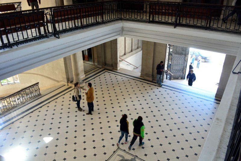 Robo a la casa de Delfino: imputaron por encubrimiento a la madre de uno de los menores