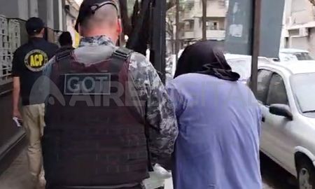 Bracamonte fue detenido y trasladado a la sede de la Agencia de Investigación Criminal. Bracamonte fue detenido y trasladado a la sede de la Agencia de Investigación Criminal.