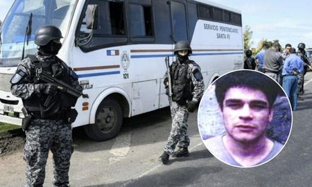 A Alejandro Candia, uno de los presos que se fugó de la autopista, una banda narco le secuestró su hijo de 15 años y le exigieron 500.000 pesos. A Alejandro Candia, uno de los presos que se fugó de la autopista, una banda narco le secuestró su hijo de 15 años y le exigieron 500.000 pesos.