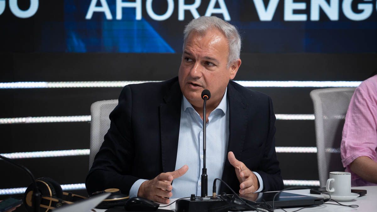 El diputado Pablo Farías habló con el programa Ahora Vengo en los estudios de AIRE.