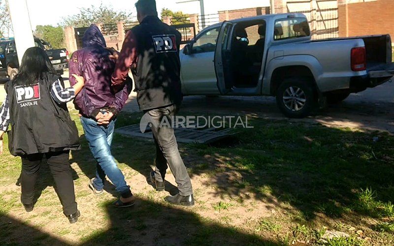 Un machete y ropa con sangre: los puntos centrales del caso que investiga el crimen de un docente