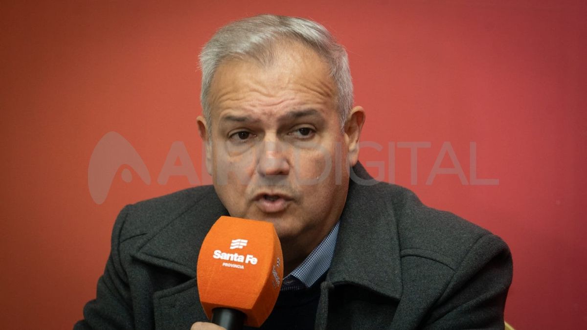 El sindicato de trabajadores municipales de San Carlos sostienen que el diputado Pablo Farías realizó una moción de alterar el orden de la sesión en conformidad al artículo 109, inciso 10 del Reglamento Interno de la Cámara. El sindicato de trabajadores municipales de San Carlos sostienen que el diputado Pablo Farías realizó una moción de alterar el orden de la sesión en conformidad al artículo 109, inciso 10 del Reglamento Interno de la Cámara.