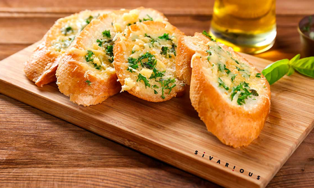 Sin harina y bajo en calorías: cómo hacer el mejor pan de ajo que queda súper crocante y está lleno de sabor Sin harina y bajo en calorías: cómo hacer el mejor pan de ajo que queda súper crocante y está lleno de sabor