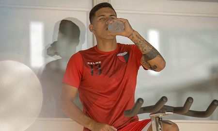 Colón jugará su primer amistoso de pretemporada ante patronato, en Paraná. Colón jugará su primer amistoso de pretemporada ante patronato, en Paraná.