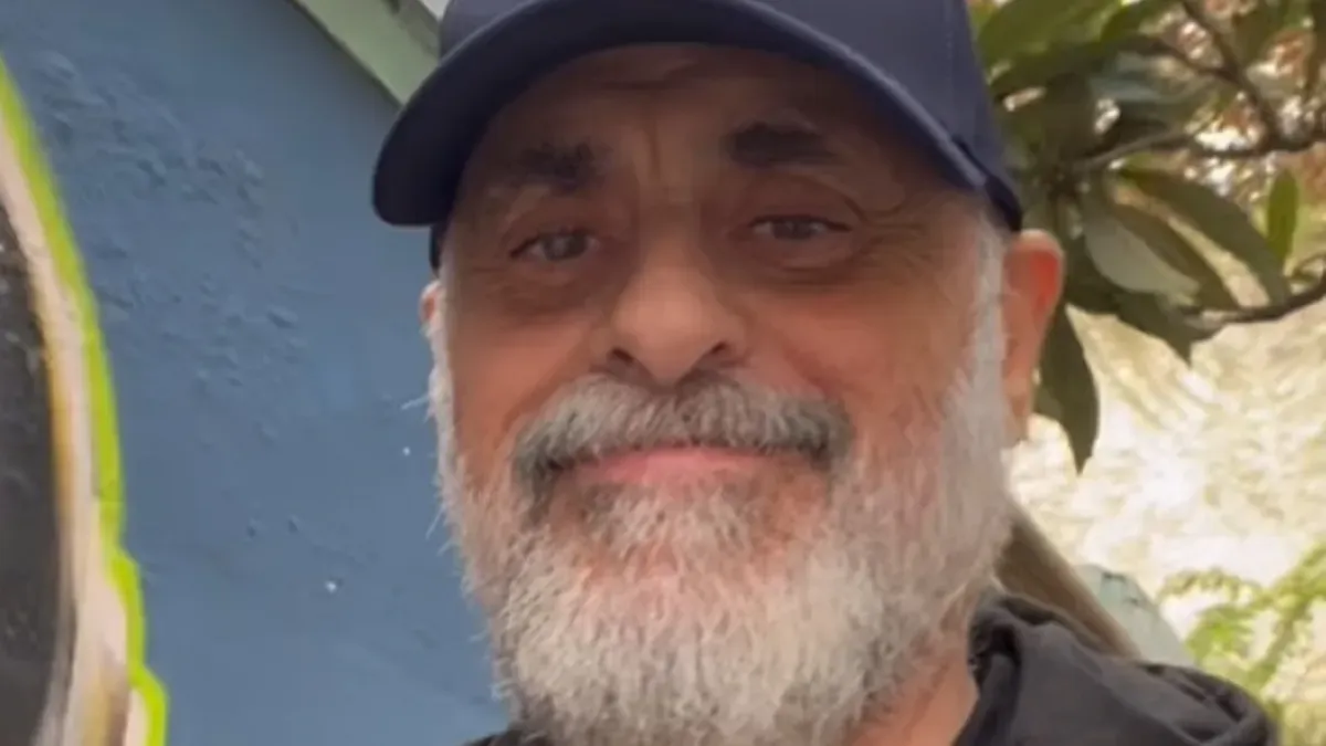 Jorge Rial eligió mantenerse al margen de las polémicas declaraciones de su hija e irse unos días a España.