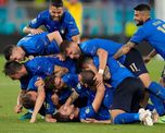 A Italia le sienta bien el mote de candidato. Avanza a paso firme en la EURO 2020. A Italia le sienta bien el mote de candidato. Avanza a paso firme en la EURO 2020.
