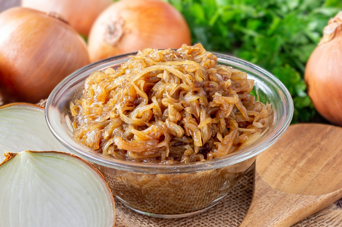 Cómo hacer cebollas caramelizadas: una receta deliciosa y con pocos ingredientes