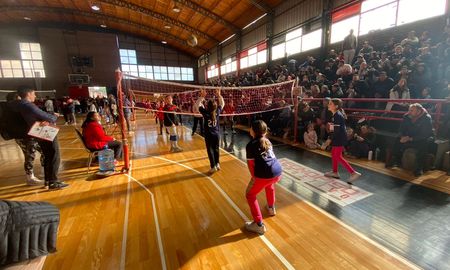 Con la participación de 13 clubes y más de 500 personas, el torneo marca un antes y un después en la historia del vóley del club. Con la participación de 13 clubes y más de 500 personas, el torneo marca un antes y un después en la historia del vóley del club.