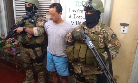 Más de 150 agentes penitenciarios hicieron una requisa para dar con Laferrara.