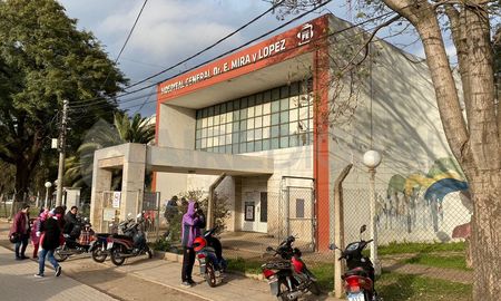 El hecho ocurrió en una sala de internación del hospital Mira y López. El hecho ocurrió en una sala de internación del hospital Mira y López.