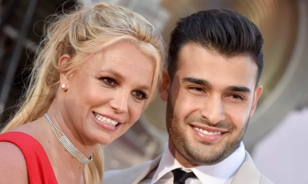 Britney Spears se divorcia luego de catorce meses de matrimonio Britney Spears se divorcia luego de catorce meses de matrimonio