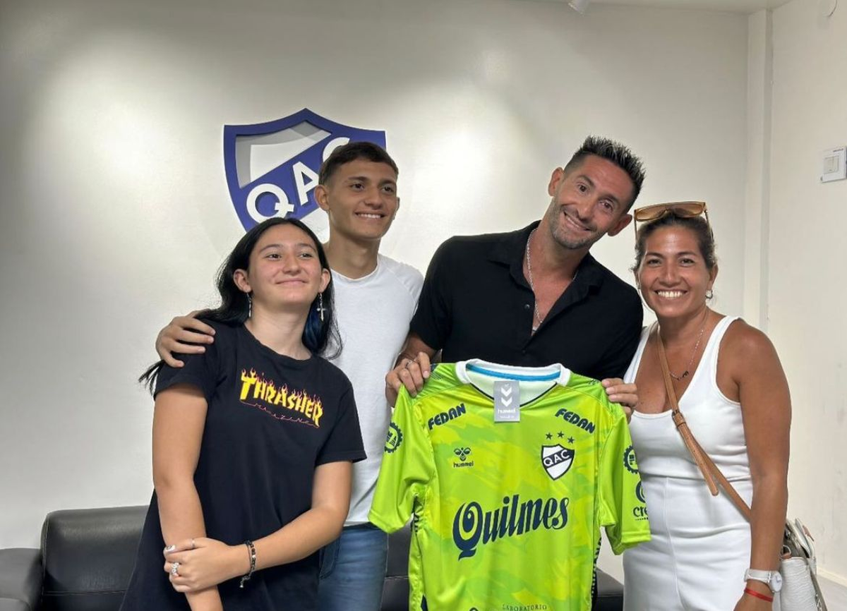 Maximiliano Gagliardo fue presentado como flamante refuerzo de Quilmes.