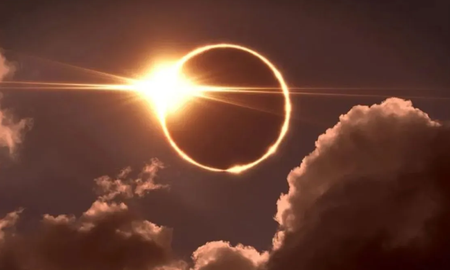 El eclipse de sol se dará en el grado 28 de Acuario. El eclipse de sol se dará en el grado 28 de Acuario.