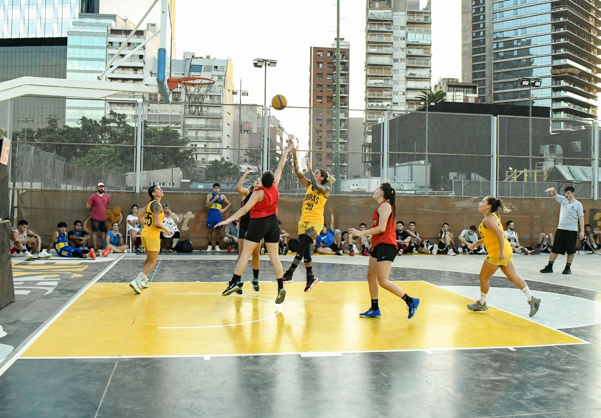 Este viernes y sábado se desarrollará en la Estación Belgrano la Liga3x3 de básquet. Unión y Colón formarán parte de los 12 participantes.