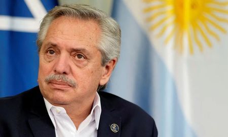 El Presidente acelera con su proyecto de armar una mesa nacional del Frente de Todos. El Presidente acelera con su proyecto de armar una mesa nacional del Frente de Todos.