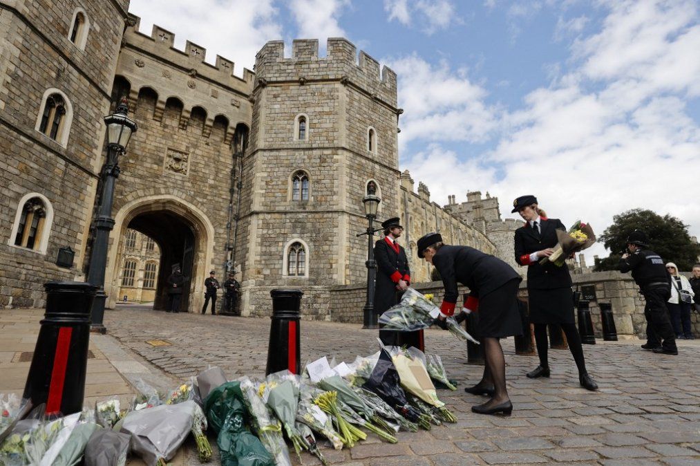 Decenas de homenajes se realizan para despedir al príncipe Felipe en todo el Reino Unido.