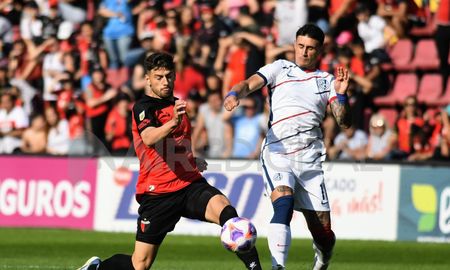 con impetu pero con muchas fallas en la construccion, colon igualo ante san lorenzo con impetu pero con muchas fallas en la construccion, colon igualo ante san lorenzo