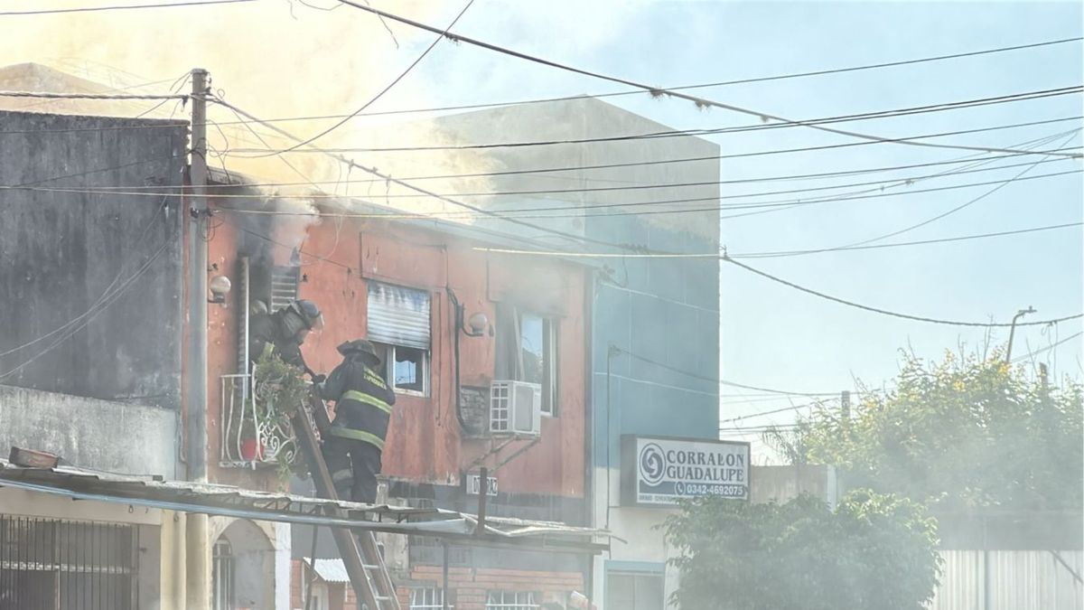 El incendio se produjo en una casa de barrio Guadalupe Oeste. El incendio se produjo en una casa de barrio Guadalupe Oeste.