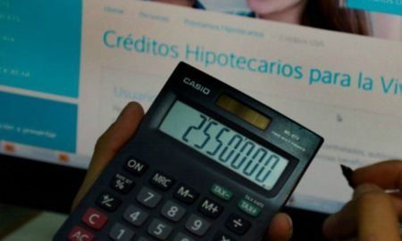 Los créditos UVA, atados a la inflación, son un dolor de cabeza para miles de deudores en todo el país. Los créditos UVA, atados a la inflación, son un dolor de cabeza para miles de deudores en todo el país.
