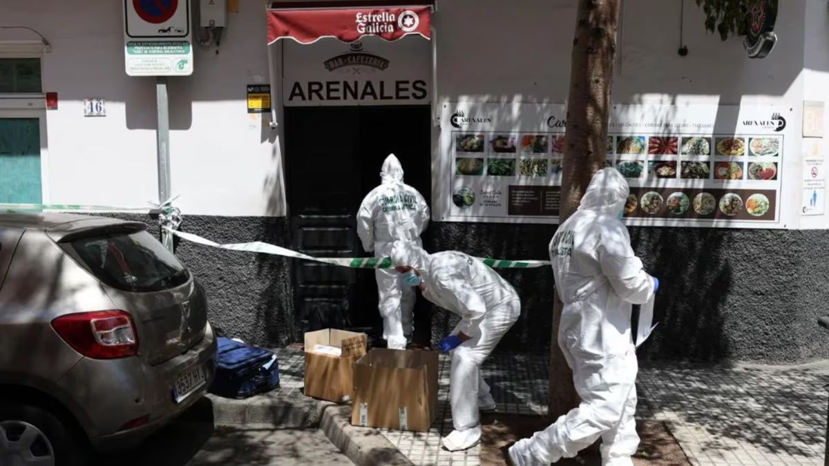 David Santana, dueño de un bar, como el principal sospechoso del brutal asesinato. David Santana, dueño de un bar, como el principal sospechoso del brutal asesinato.