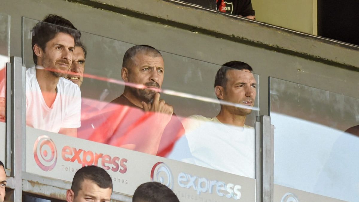 Pablo Aimar, Walter Samuel, Lionel Scaloni, presentes en el Coloso Marcelo Bielsa. Pablo Aimar, Walter Samuel, Lionel Scaloni, presentes en el Coloso Marcelo Bielsa.
