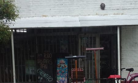 un ladron gatillo tres veces contra dos comerciantes en un local de santa tome un ladron gatillo tres veces contra dos comerciantes en un local de santa tome
